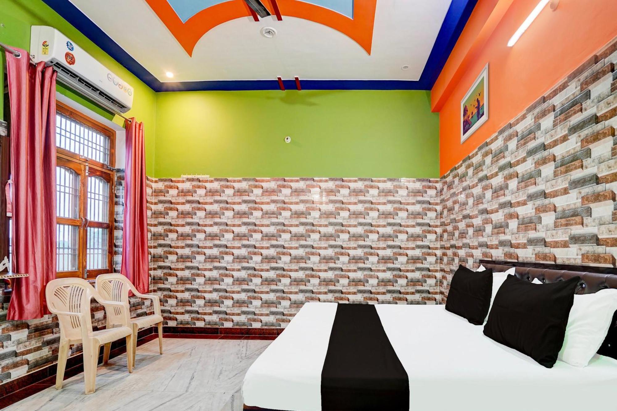 Hotel O J.D. Palace Varanasi Exterior photo